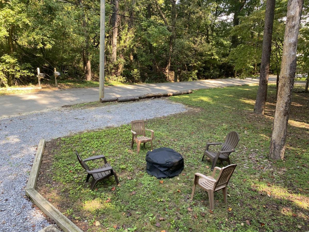 Tranquil Valley Retreat Cabin セバービル エクステリア 写真