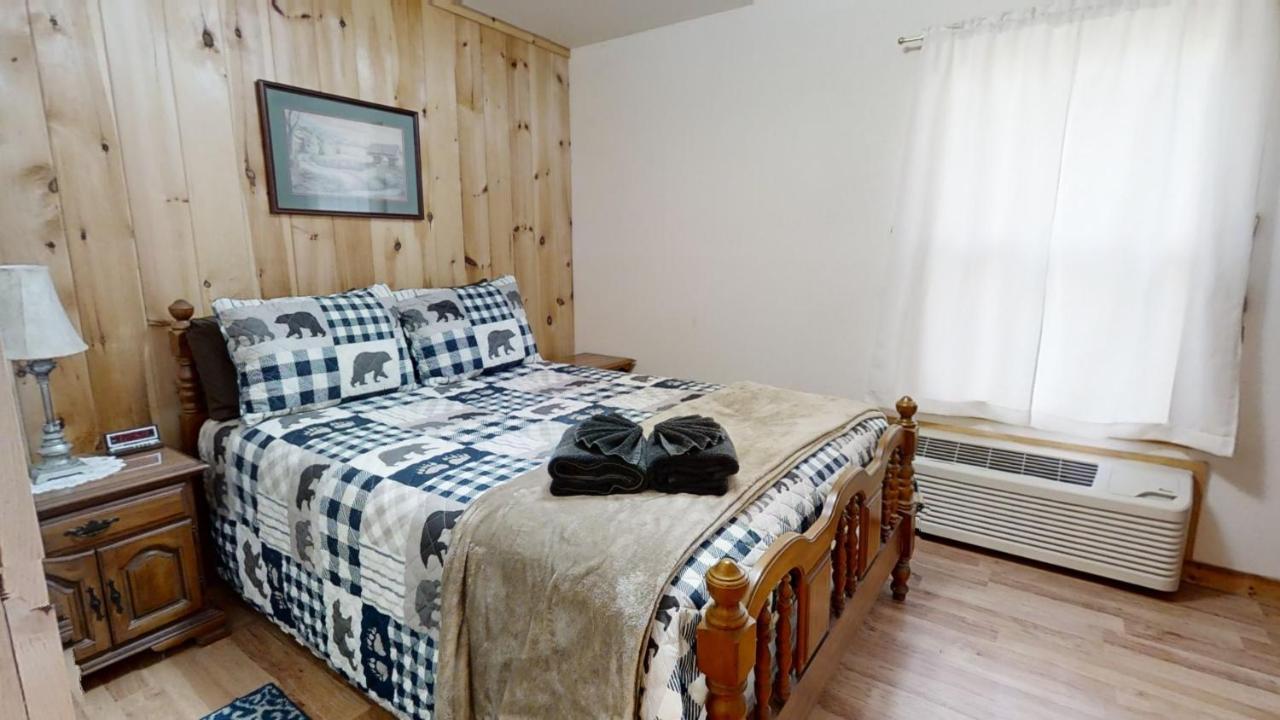 Tranquil Valley Retreat Cabin セバービル エクステリア 写真